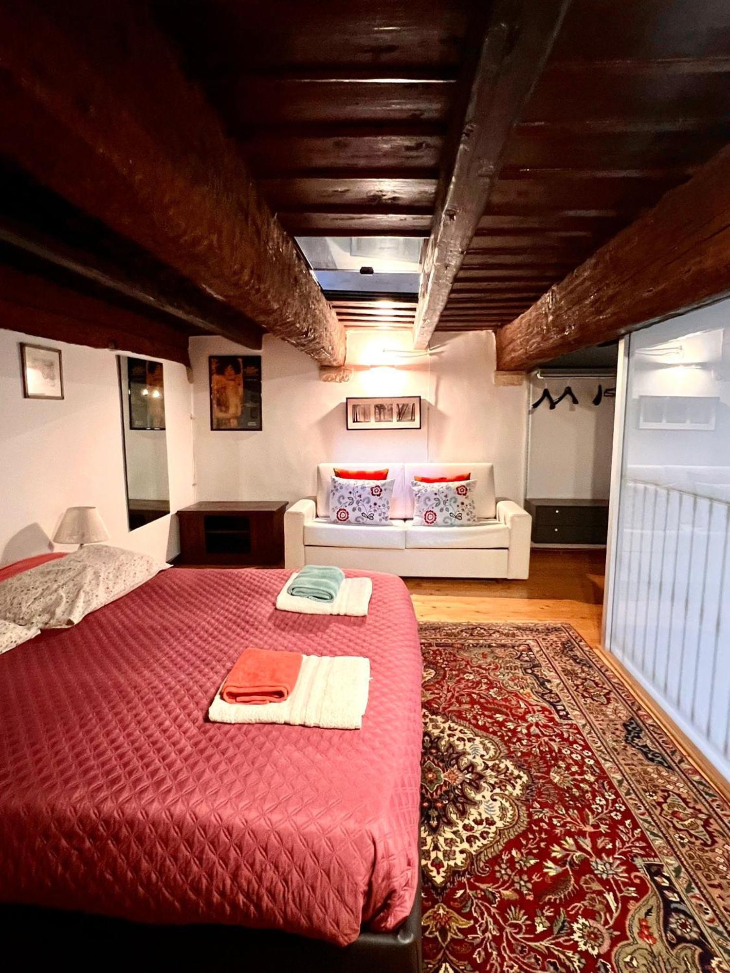 Saint Patrick Guest House Barletta Buitenkant foto