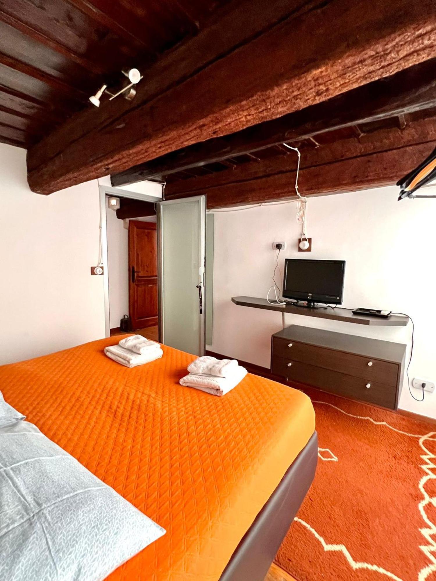 Saint Patrick Guest House Barletta Buitenkant foto