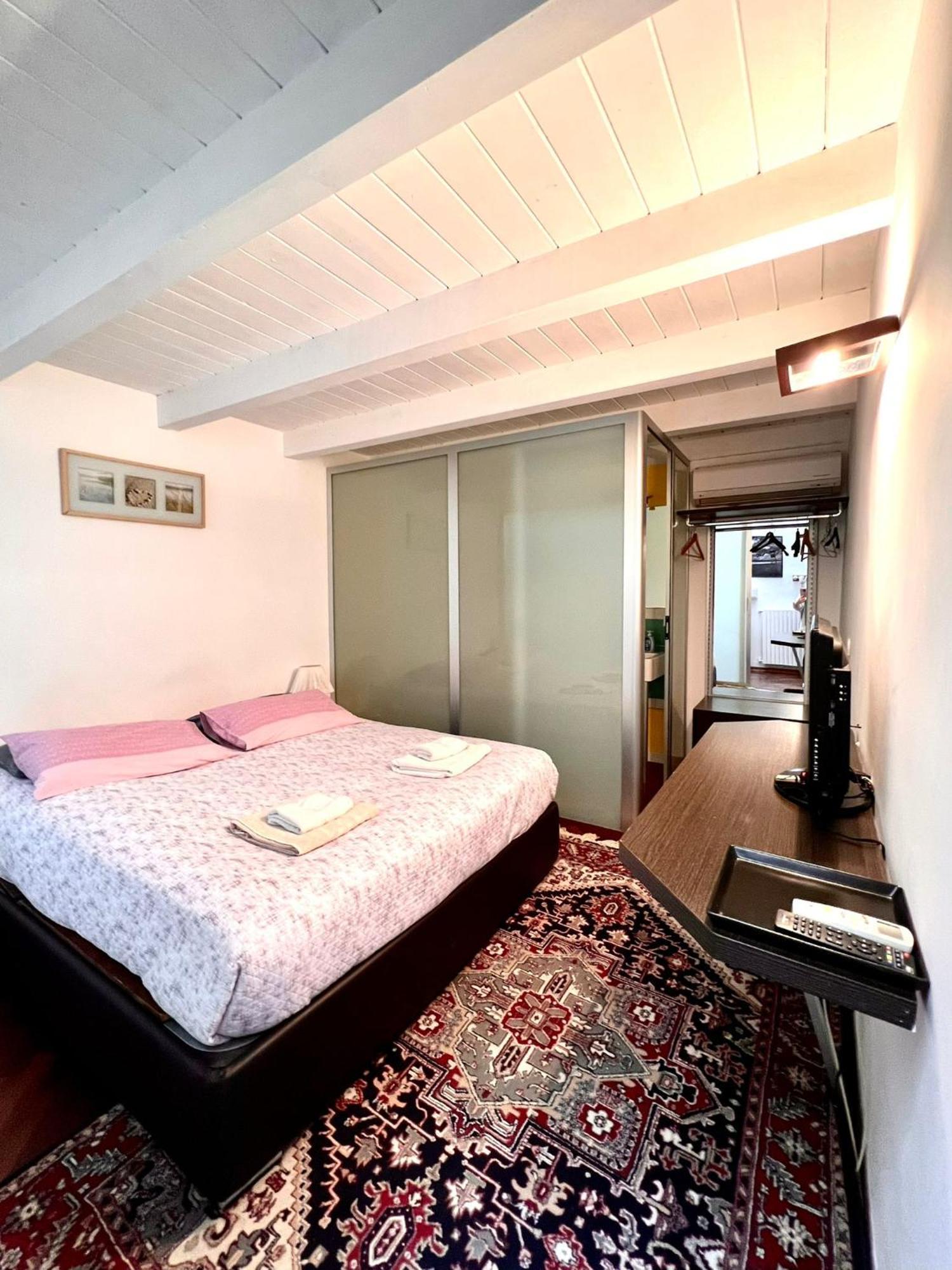 Saint Patrick Guest House Barletta Buitenkant foto