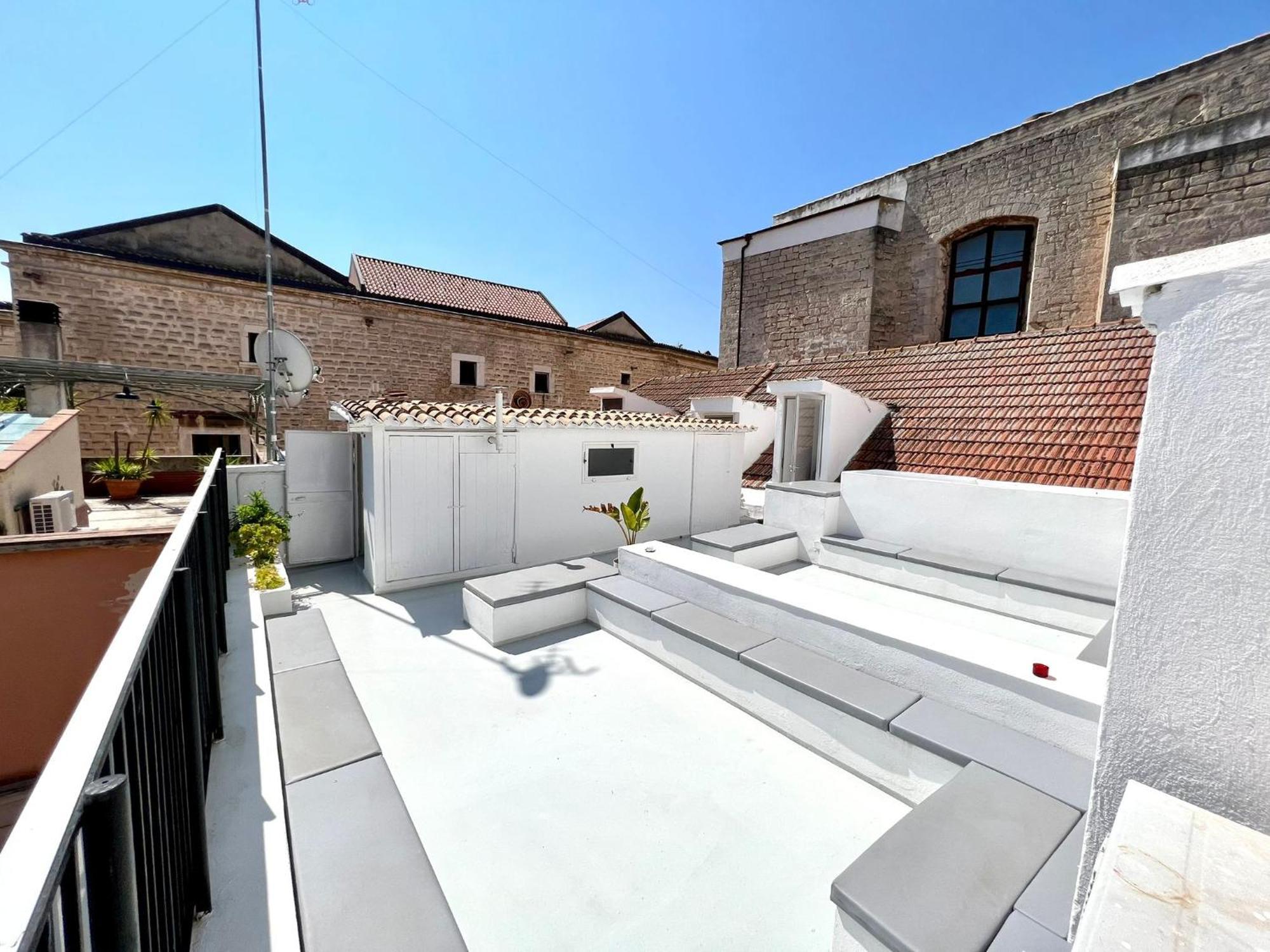 Saint Patrick Guest House Barletta Buitenkant foto